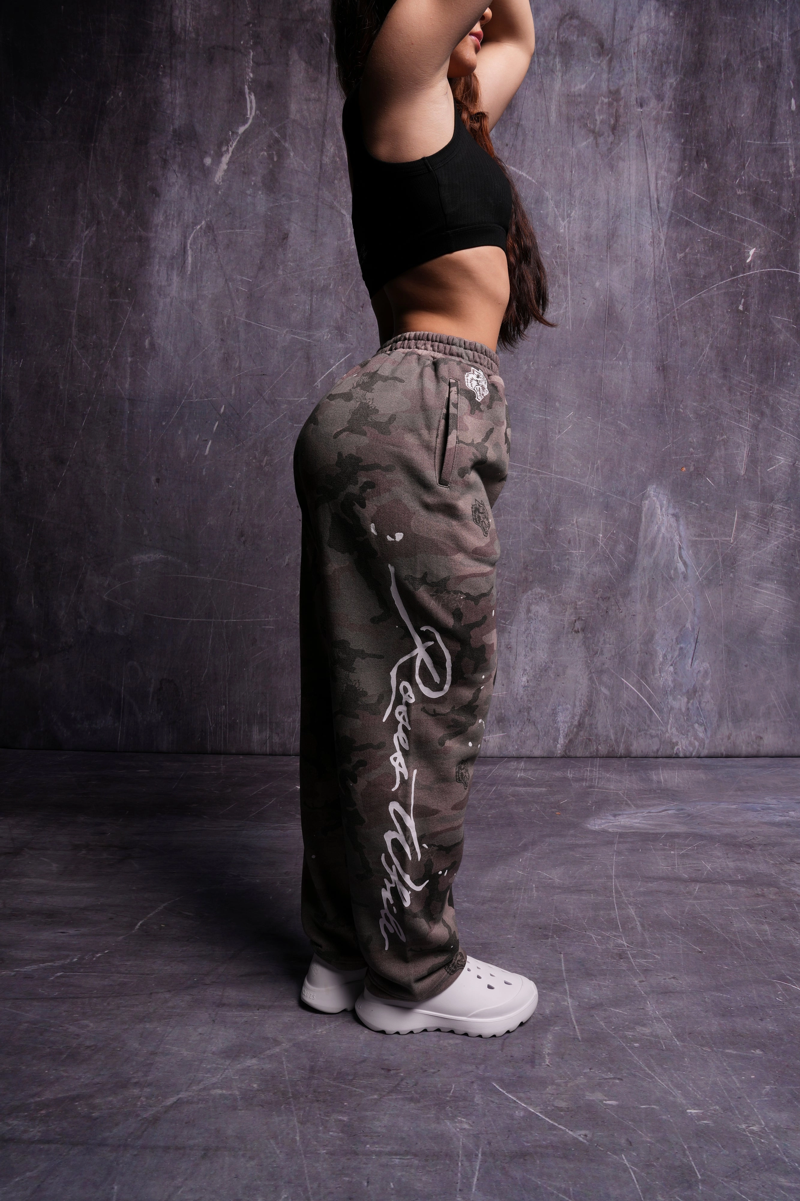 Roses While We're Here She Kumite Sweat Pants in Blooming Woodland Camo