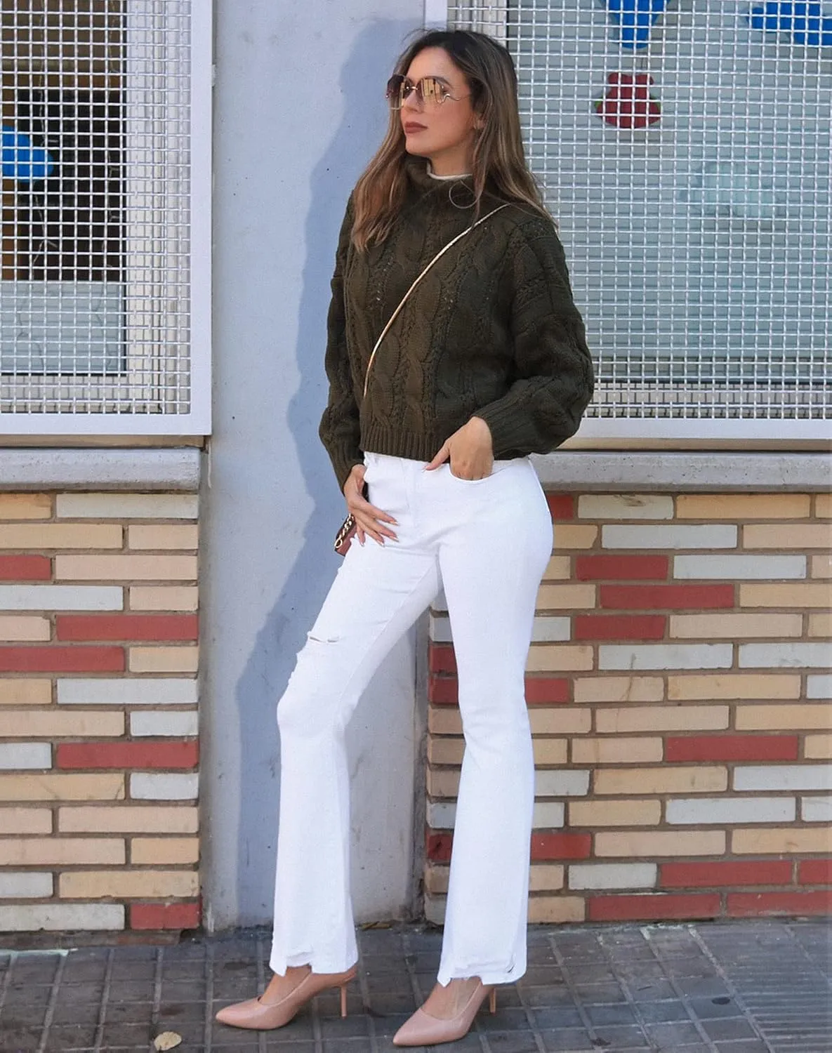 roswear Womens Bell Bottom Jeans High Rise Flare Jeans Ripped Stretchy Frayed Hem Denim Jeans with Holes